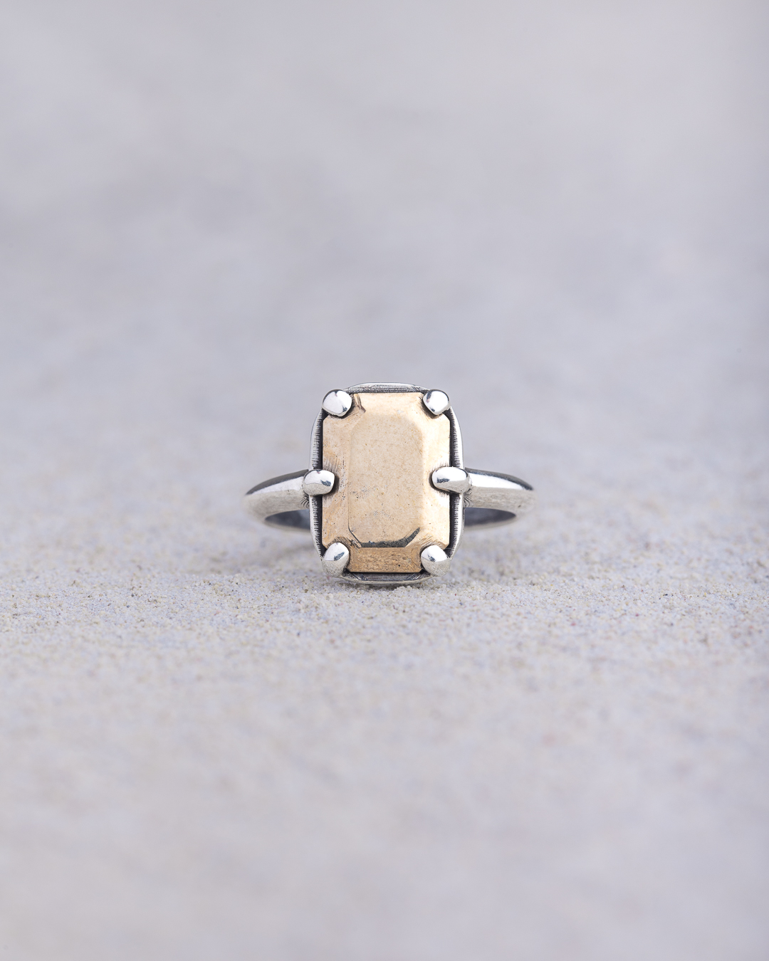 Anello Stil Novo Solitario Baguette