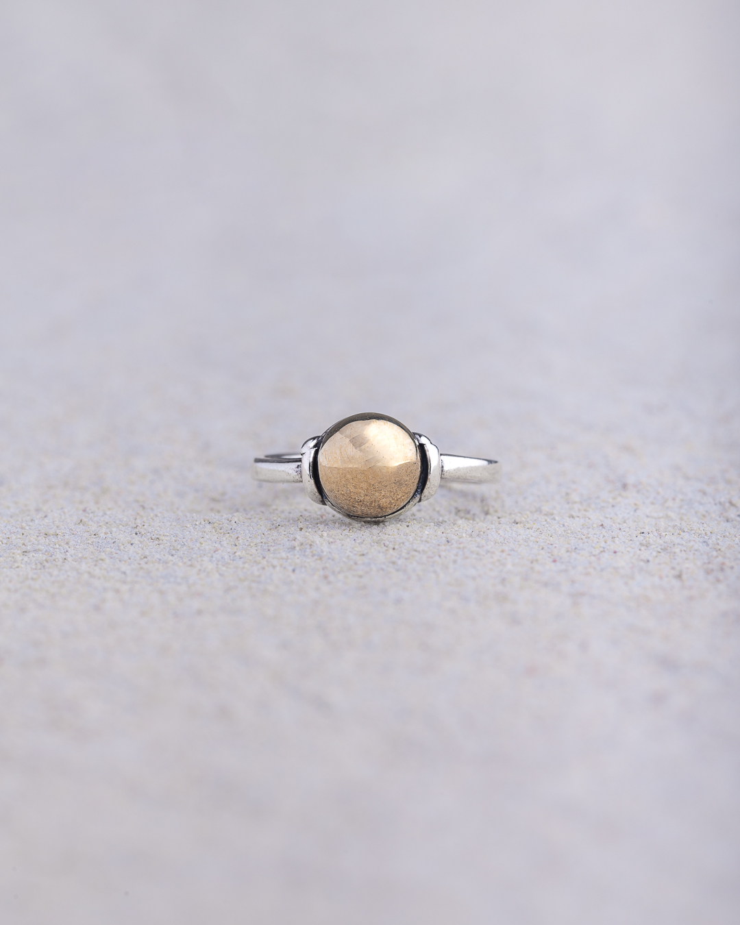 Anello Stil Novo Solitario Cabochon