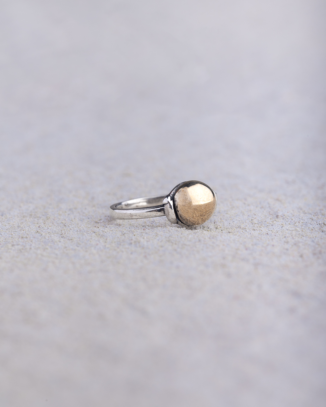 Anello Stil Novo Solitario Cabochon