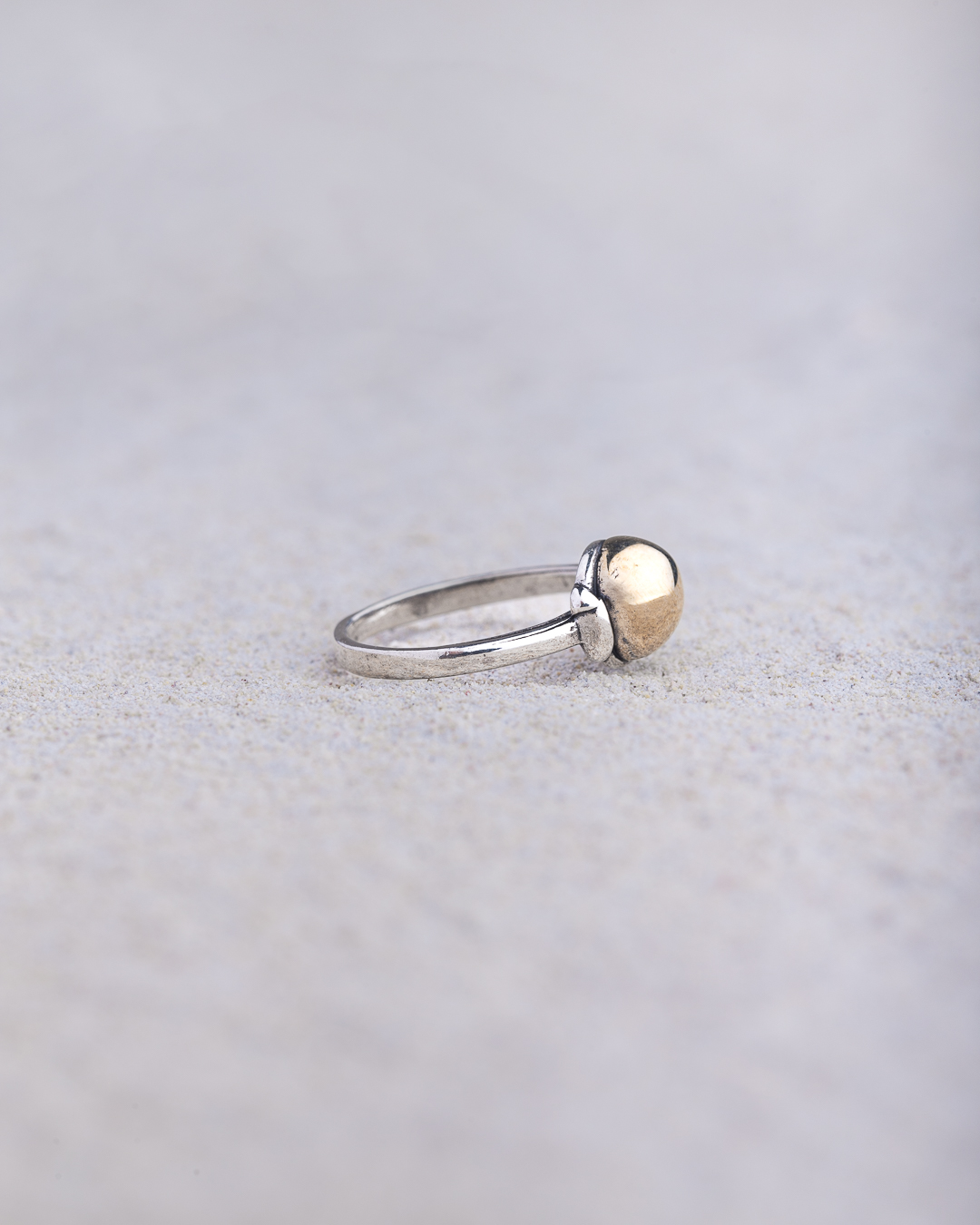Anello Stil Novo Solitario Cabochon