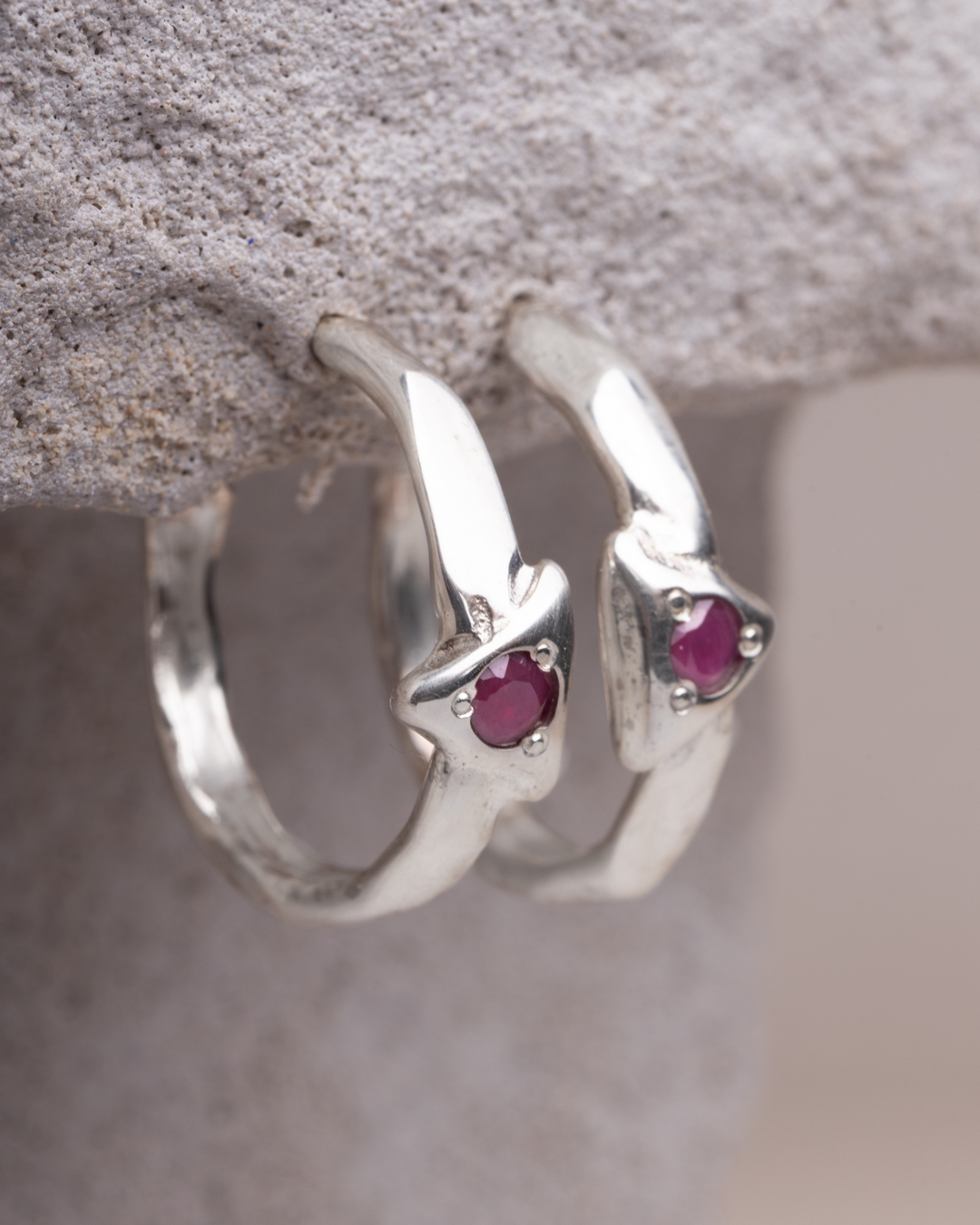 Orecchini Iride coppia triangolo