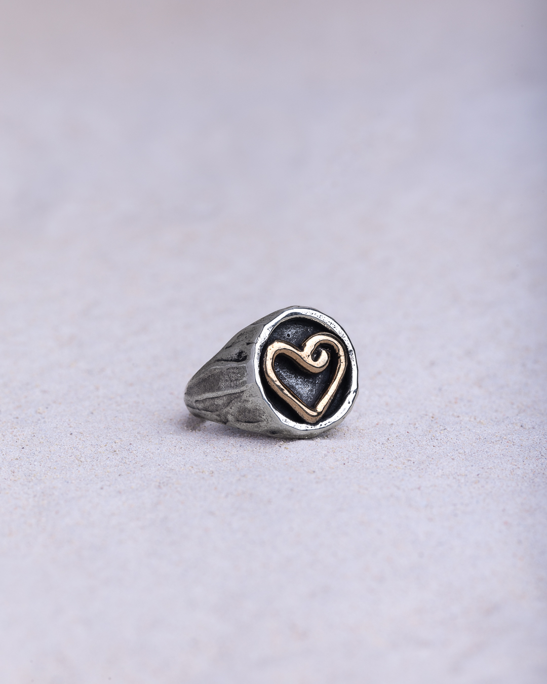 Anello Palpiti chevalier piccolo cornice sottile