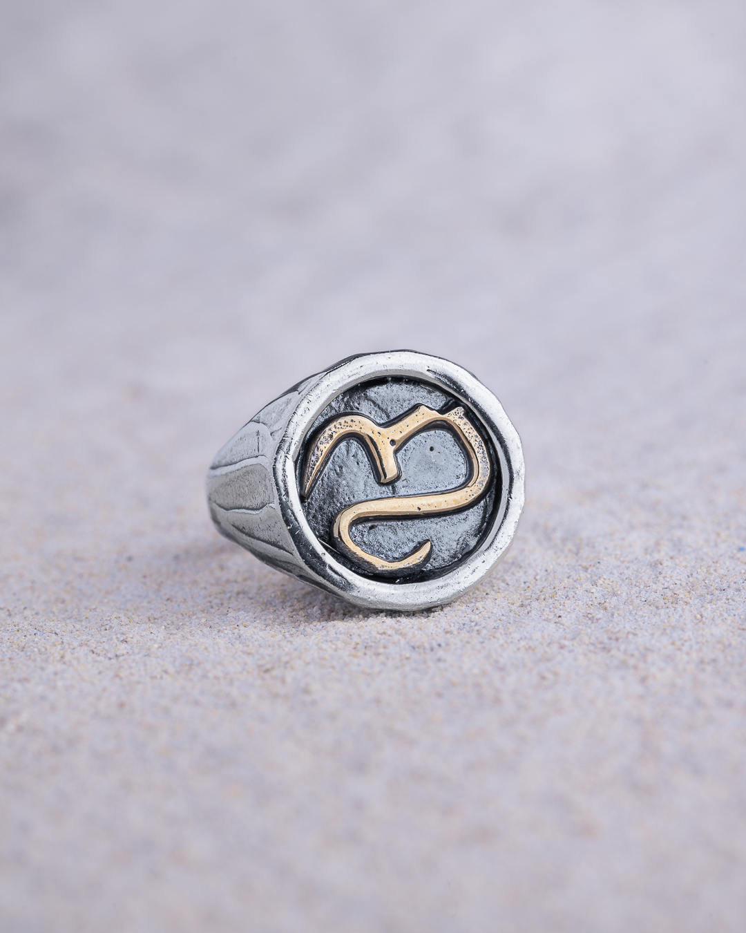 Anello Vesuvio chevalier tondo