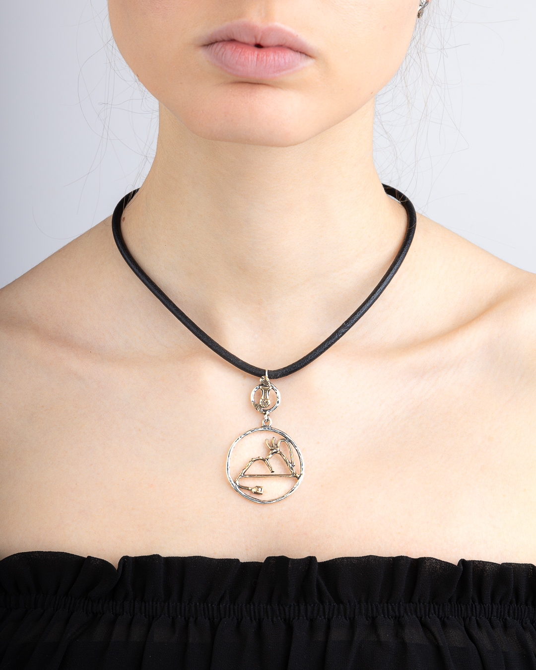 Ciondolo Vesuvio con Partenope di spalle bicolor